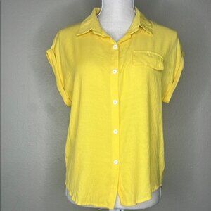SHEIN Yellow Button Down Shirt with Notched‎ Collar Size L